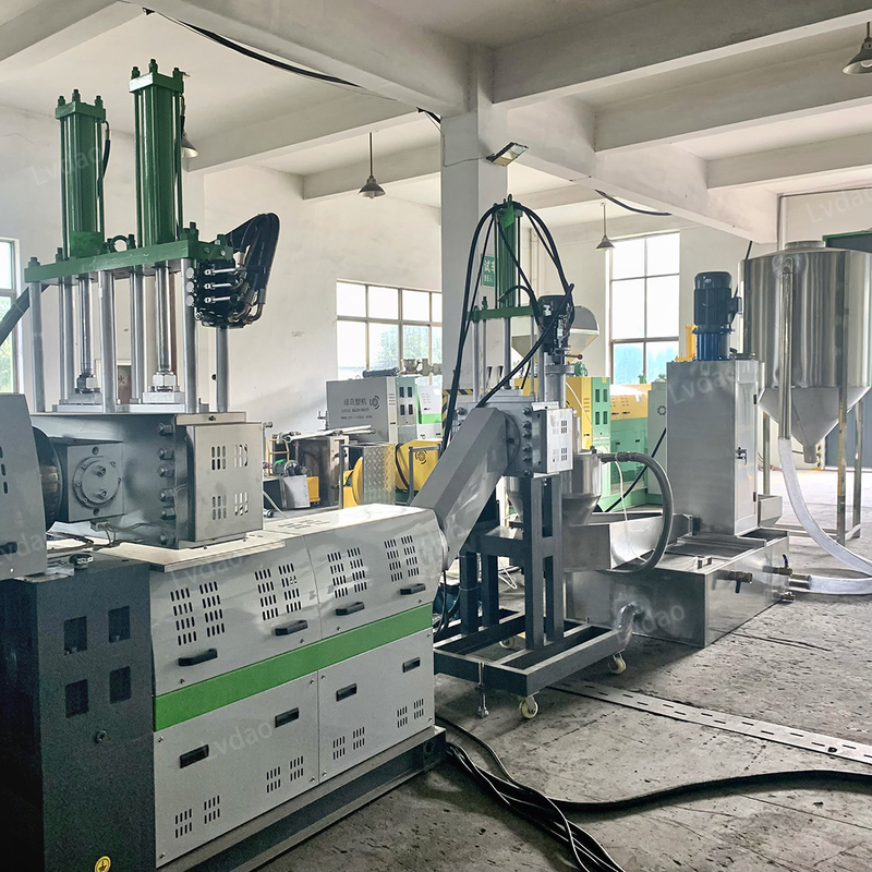 PE Su Halkası Sıcak Kesme Peletleme Makinesi Özel Renk